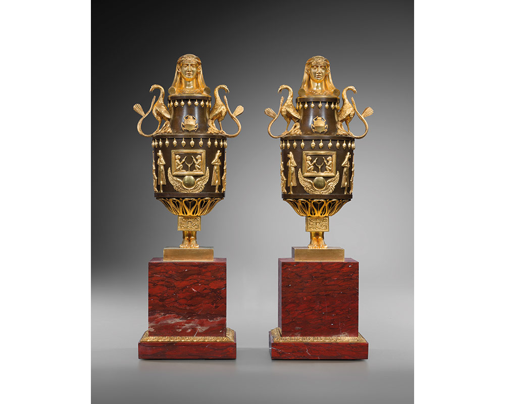 Paire-de-vases-Canope-d'époque-Empire-slide